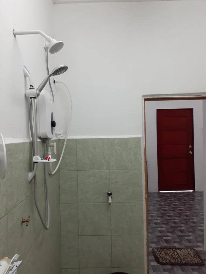 Homestay Idaman B B With 2 Room Aircond 2 Quen Bed And Not Sharing Room -Privacy Kuala Terengganu Exterior photo