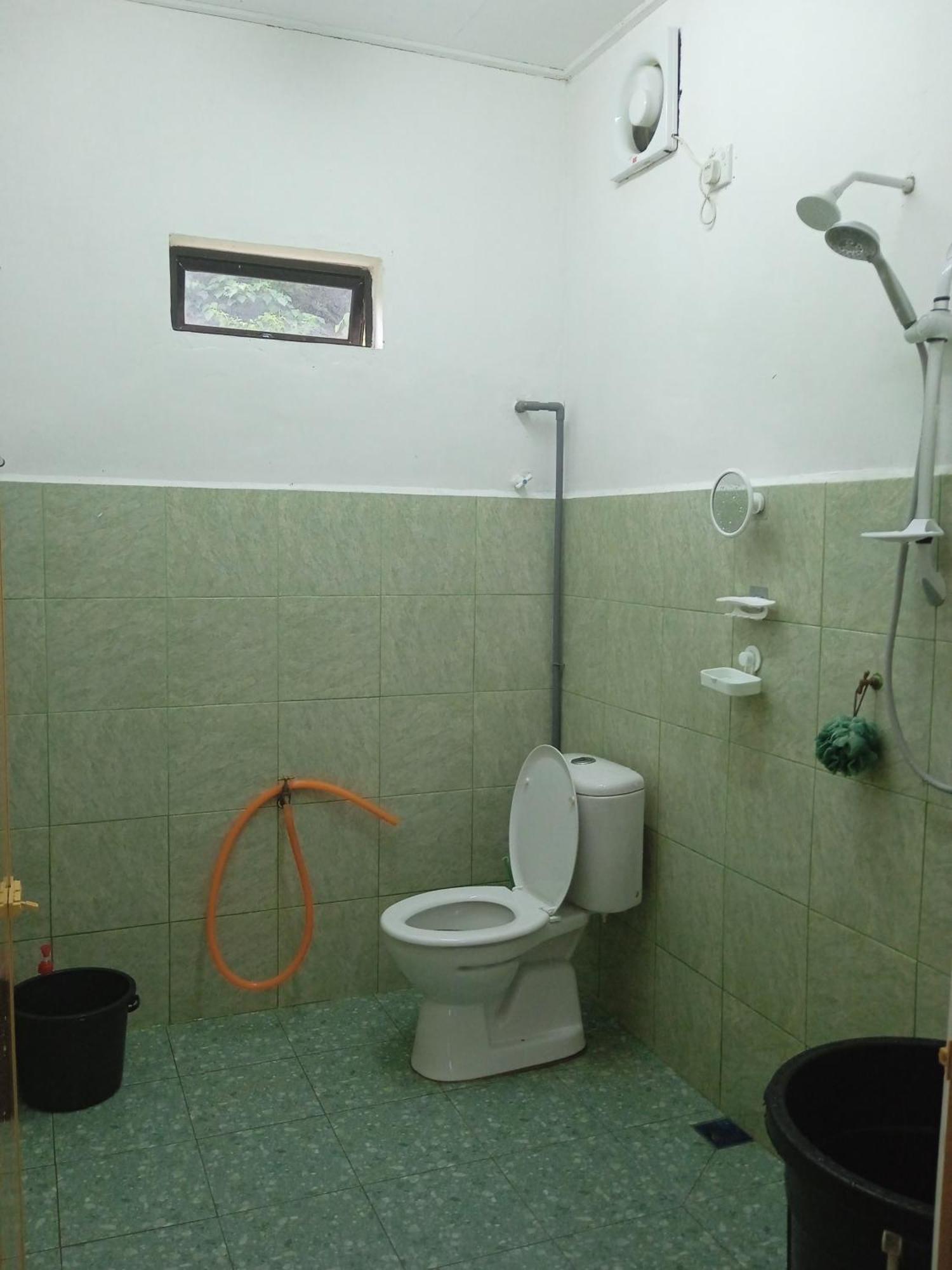 Homestay Idaman B B With 2 Room Aircond 2 Quen Bed And Not Sharing Room -Privacy Kuala Terengganu Exterior photo