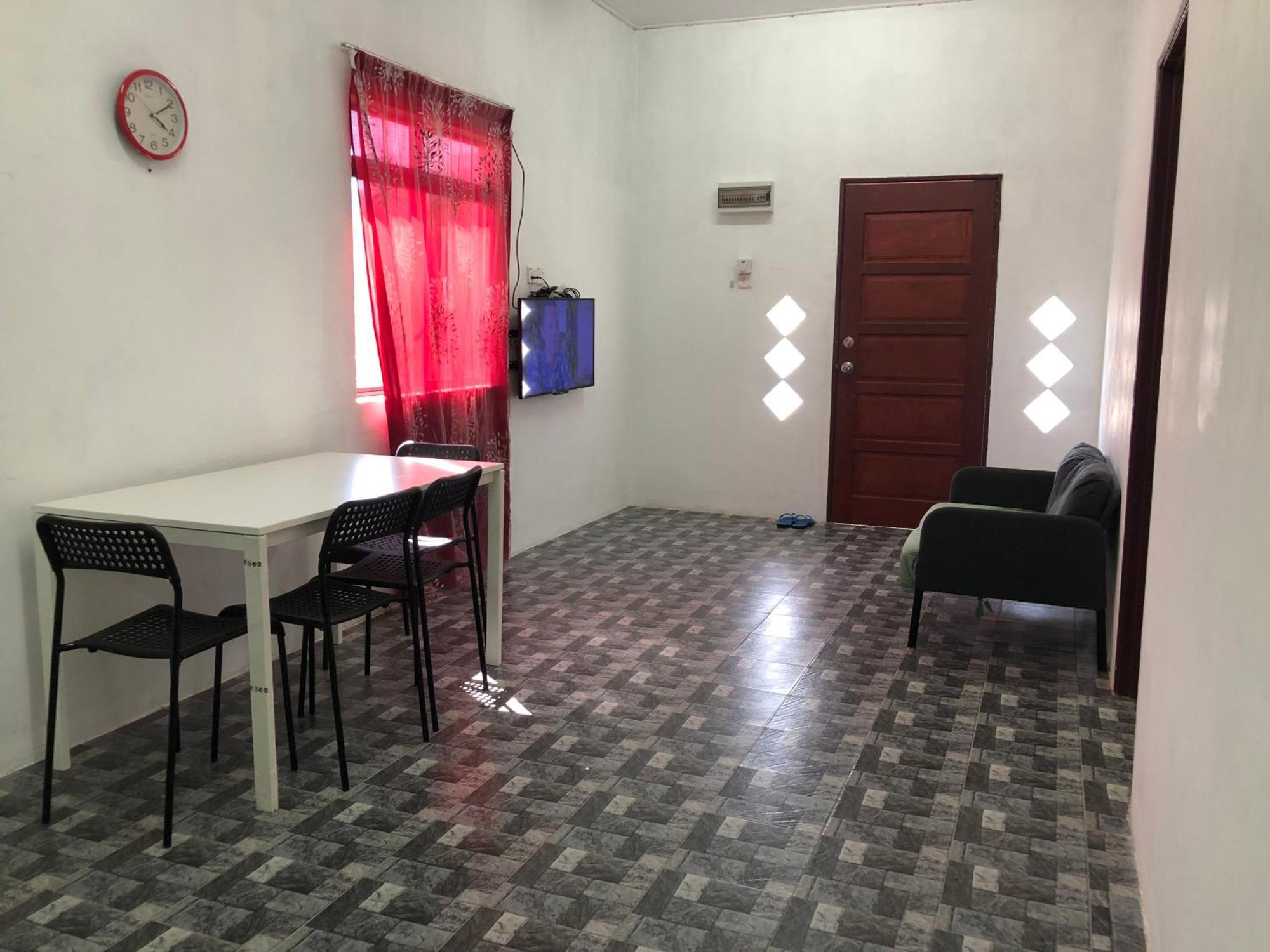 Homestay Idaman B B With 2 Room Aircond 2 Quen Bed And Not Sharing Room -Privacy Kuala Terengganu Exterior photo